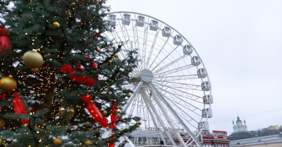 Самые красивые елки Украины: как выглядят главные рождественские красавицы