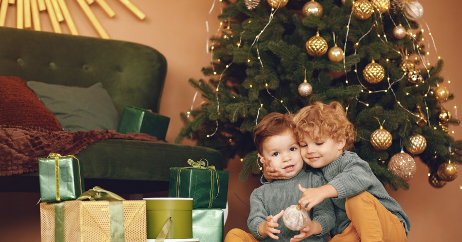 Чем занять детей в новогоднюю ночь: подборка игр для всей семьи