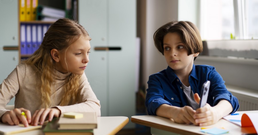 Форматы внешкольного образования для детей: в чем разница и что стоит знать родителям