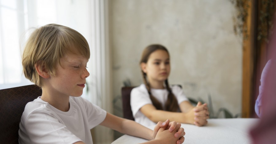 Ревность между детьми: как поддержать каждого ребенка