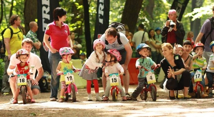 Весёлые велогонки для детей