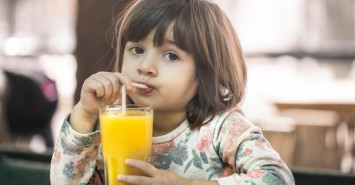 Пищевые привычки, которые портят жизнь детям и родителям