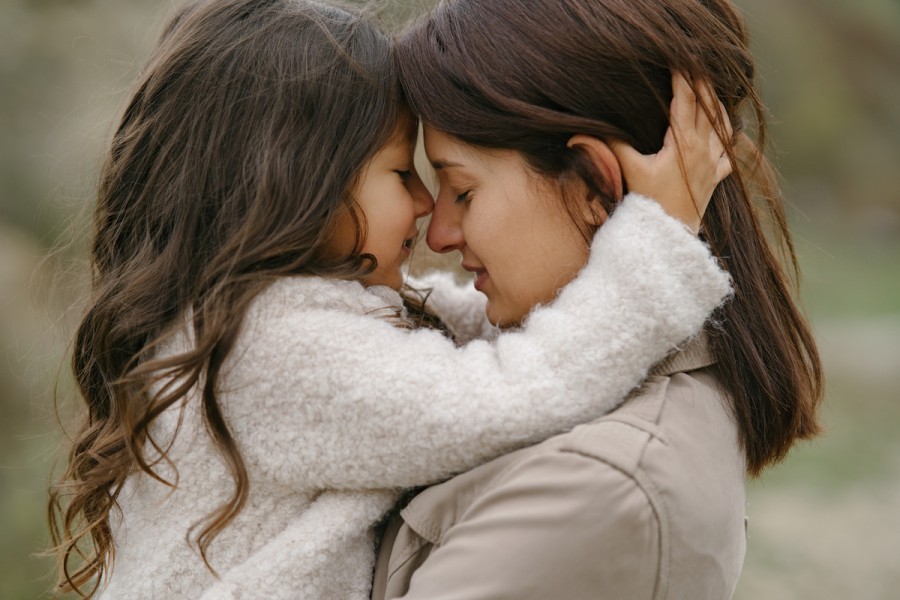 От сердца к сердцу: 14 важных просьб ребенка к маме