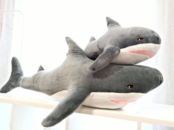 Мягкая игрушка-акула: оригинальный подарок