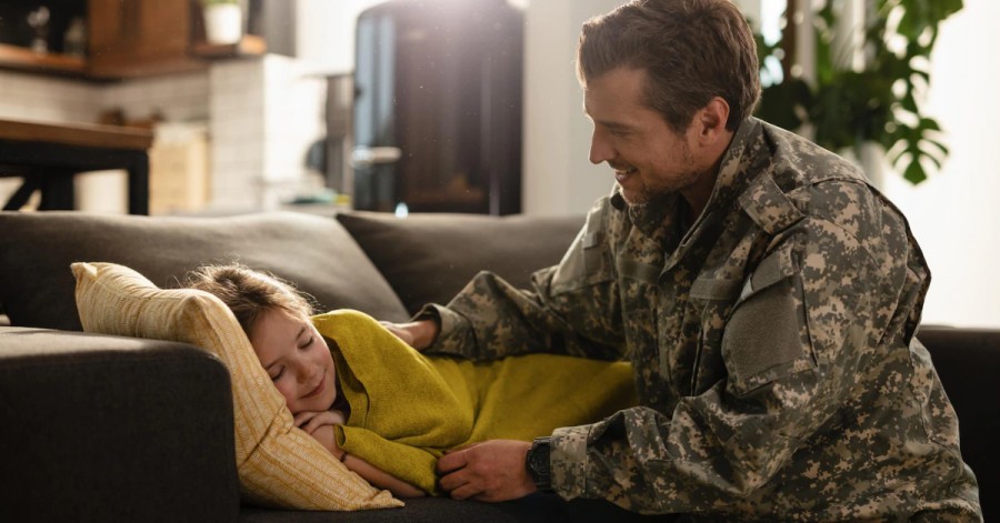 Как поддержать детей военнослужащих – советы психолога