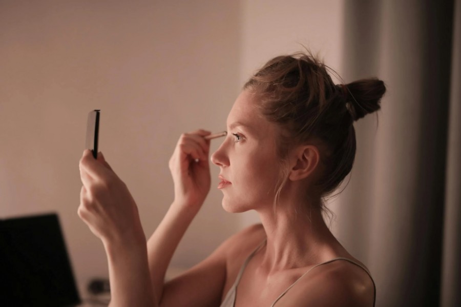 Стратегии красоты: секреты весеннего макияжа от профессионалов