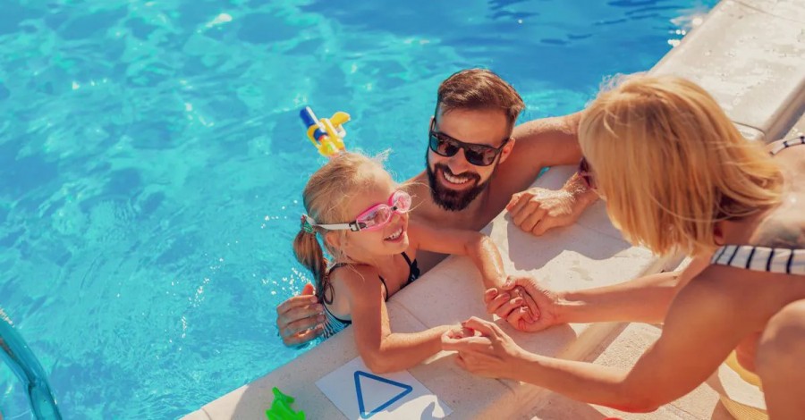 10 преимуществ отдыха у бассейна в загородном комплексе