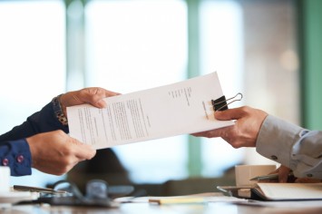 Бюро перекладів у Запоріжжі: професійні мовні послуги у вашому місті
