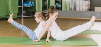 Як виправити поставу дитини: топ ефективних вправ