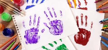 Мистецтво малювання пальцями: веселі техніки для юних художників
