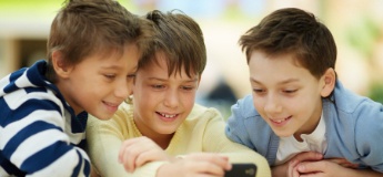 Як TikTok змінює мозок дитини